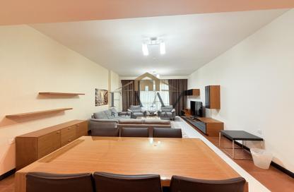 Apartment - 2 Bedrooms - 3 Bathrooms for rent in Al Juffair - Capital Governorate
