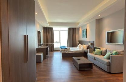 Apartment - Studio - 1 for rent in Sanabis - Manama - Capital Governorate