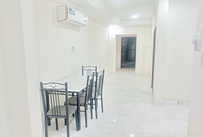 988698 - Property Image 2