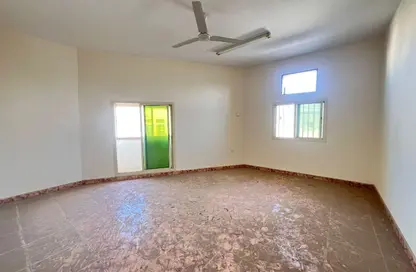 Apartment - 2 Bedrooms - 2 Bathrooms for rent in Isa Town - Central Governorate