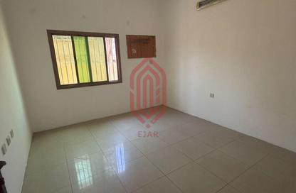 Apartment - 2 Bedrooms - 2 Bathrooms for rent in Jidhafs - Northern Governorate