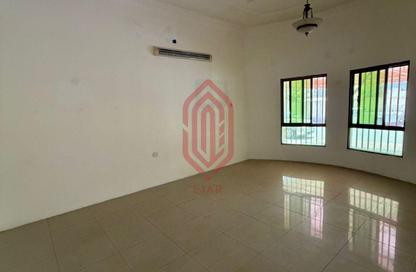 Apartment - 2 Bedrooms - 2 Bathrooms for rent in Jidhafs - Northern Governorate