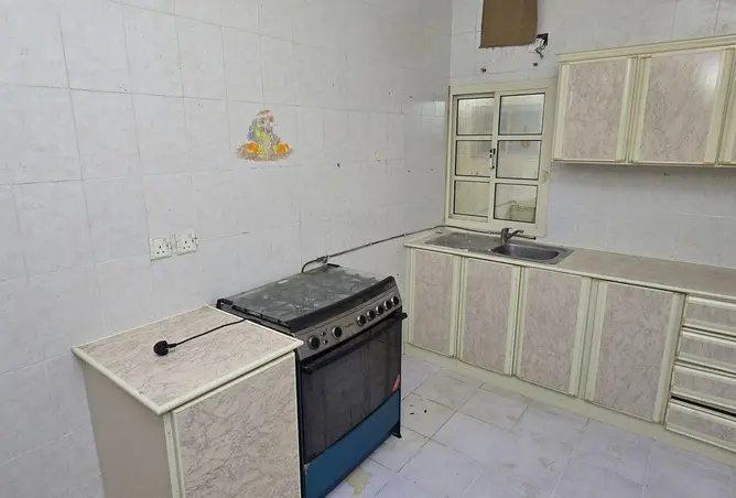 992264 - Property Image 3