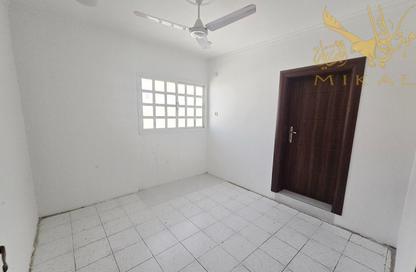 Apartment - 2 Bedrooms - 2 Bathrooms for rent in Al Daih - Northern Governorate Apartment - 2 Bedrooms - 2 Bathrooms for rent in Al Daih - Northern Governorate