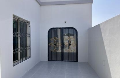 Villa - 3 - 4 for sale in Tubli - Central Governorate Villa - 3 - 4 for sale in Tubli - Central Governorate