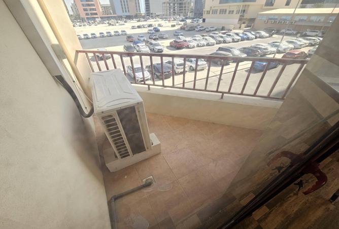 992312 - Property Image 2