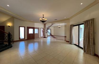 Villa - 5 Bedrooms - 6 Bathrooms for rent in Saar - Northern Governorate Villa - 5 Bedrooms - 6 Bathrooms for rent in Saar - Northern Governorate