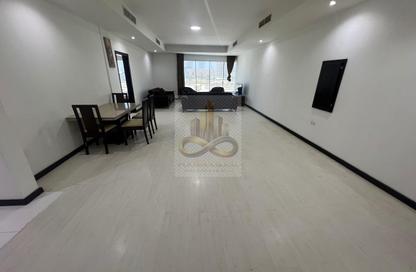 Apartment - 2 - 2 for rent in Sanabis - Manama - Capital Governorate