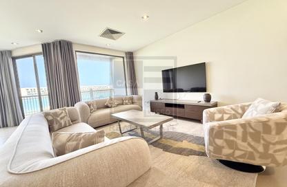 Villa - 5 Bedrooms - 6 Bathrooms for rent in Amwaj Avenue - Amwaj Islands - Muharraq Governorate Villa - 5 Bedrooms - 6 Bathrooms for rent in Amwaj Avenue - Amwaj Islands - Muharraq Governorate