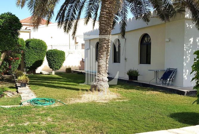 979586 - Property Image 2