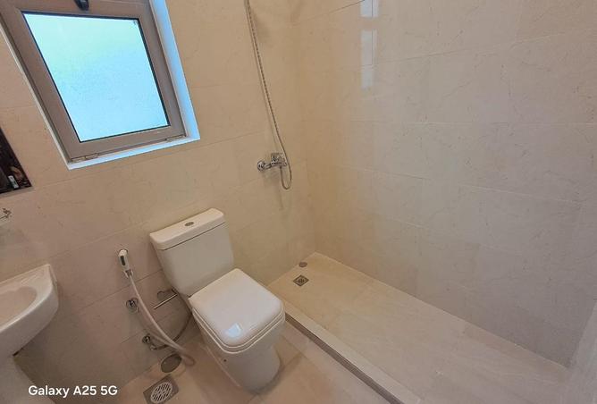 52571216 - صورة العقار 3