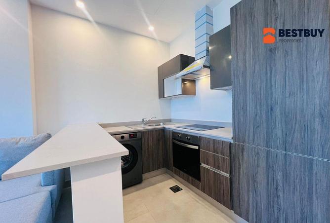 52880937 - Property Image 3