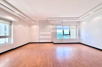 Apartment - 3 Bedrooms - 4 Bathrooms for sale in Abraj Al Lulu - Manama - Capital Governorate