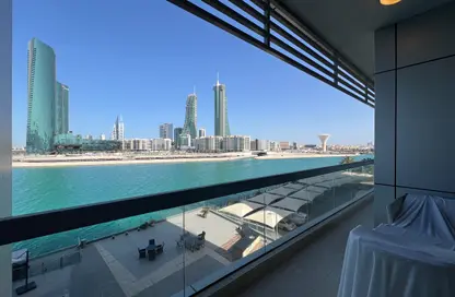 Apartment - 3 Bedrooms - 3 Bathrooms for rent in Reef Island - Capital Governorate