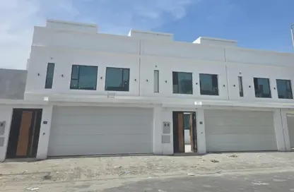 فيلا - 5 غرف نوم - 6 حمامات للبيع في دمستان - المحافظة الشمالية