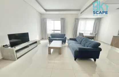 Apartment - 2 Bedrooms - 2 Bathrooms for rent in Sanabis - Manama - Capital Governorate