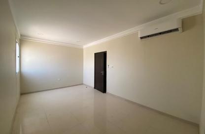 Apartment - 1 Bedroom - 2 Bathrooms for rent in A'Ali - Central Governorate Apartment - 1 Bedroom - 2 Bathrooms for rent in A'Ali - Central Governorate