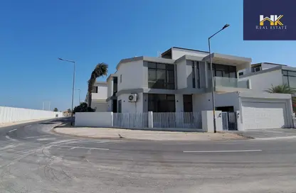 Villa - 5 Bedrooms - 6 Bathrooms for sale in Budaiya - Northern Governorate