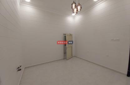 Villa - 4 Bedrooms - 5 Bathrooms for sale in Hidd - Muharraq Governorate