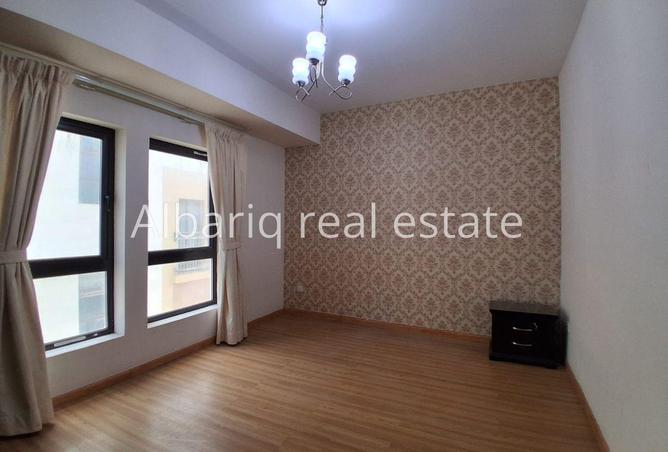 53654382 - Property Image 2