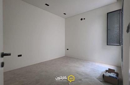 Villa - 4 Bedrooms - 5 Bathrooms for sale in Busaiteen - Muharraq Governorate