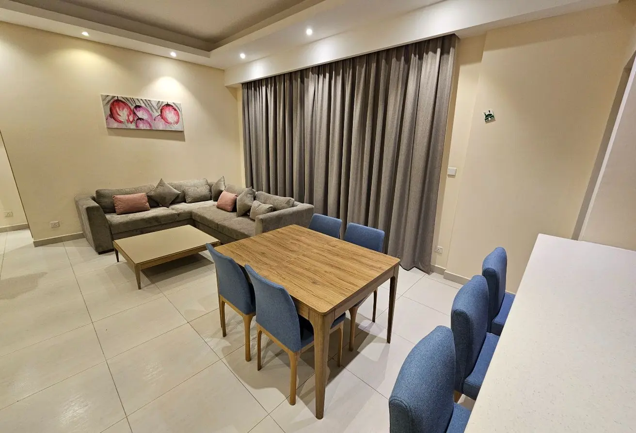 58142600 - Property Main Image