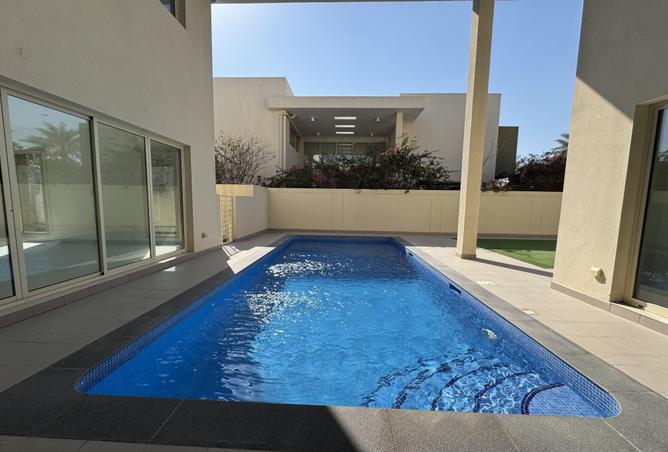 51293477 - Property Main Image