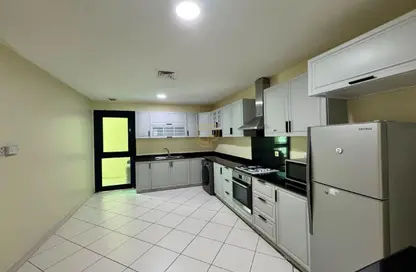 Apartment - 3 Bedrooms - 3 Bathrooms for rent in Al Juffair - Capital Governorate Apartment - 3 Bedrooms - 3 Bathrooms for rent in Al Juffair - Capital Governorate