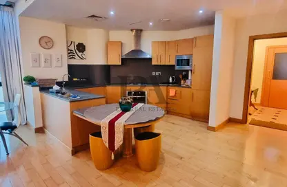 Apartment - 2 Bedrooms - 2 Bathrooms for rent in Sanabis - Manama - Capital Governorate