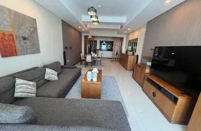 Apartment - 2 Bedrooms - 3 Bathrooms for rent in Al Juffair - Capital Governorate