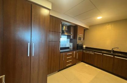 Apartment - 2 Bedrooms - 3 Bathrooms for rent in Al Juffair - Capital Governorate