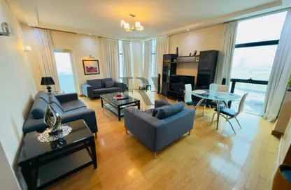 Apartment - 2 Bedrooms - 2 Bathrooms for rent in Sanabis - Manama - Capital Governorate