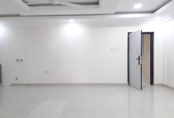 996683 - Property Image 2