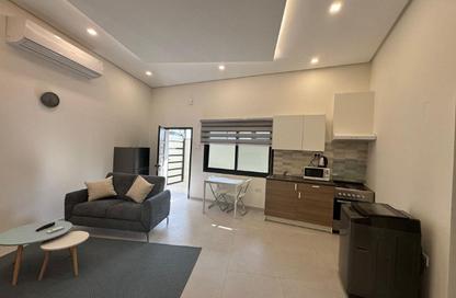 Apartment - Studio - 1 Bathroom for rent in Saar - Northern Governorate