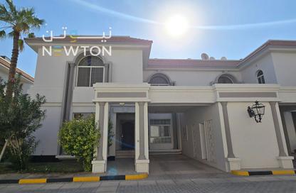 Villa - 4 Bedrooms - 4 Bathrooms for rent in Mahooz - Manama - Capital Governorate