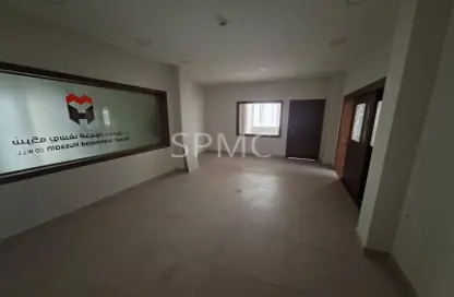 Office Space - 4 Bedrooms - 4 Bathrooms for rent in Um Al Hasam - Manama - Capital Governorate