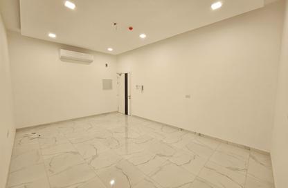 Apartment - 2 Bedrooms - 2 Bathrooms for rent in Saar - Northern Governorate