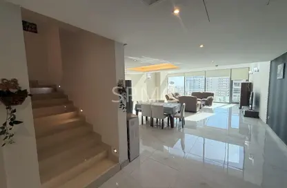 Apartment - 1 Bedroom - 2 Bathrooms for rent in Al Juffair - Capital Governorate