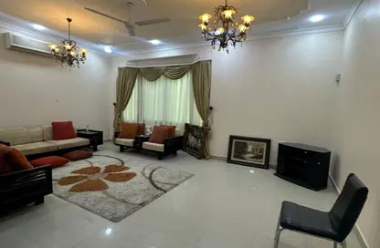 فيلا - 5 غرف نوم - 5 حمامات للايجار في مدينة عيسى - المحافظة الوسطى