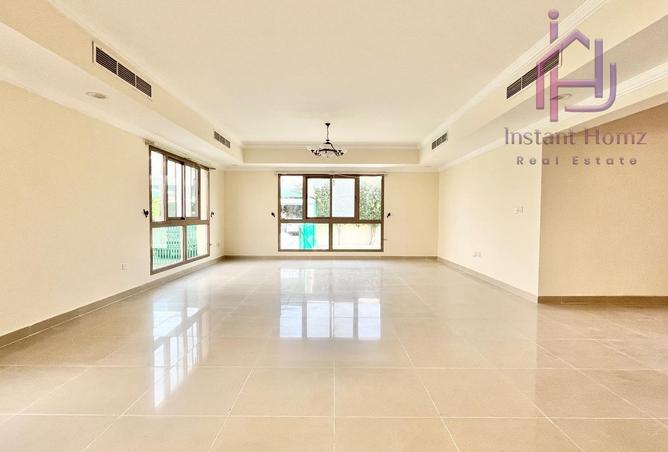 RENOVATED VILLA | PRIME LOCATION | GARDEN & POOL - Widok 3