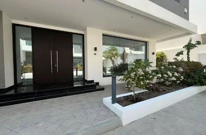 Villa - 4 Bedrooms - 5 Bathrooms for rent in Janabiya - Northern Governorate