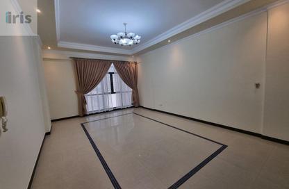 Apartment - 3 - 3 for rent in Al Juffair - Capital Governorate