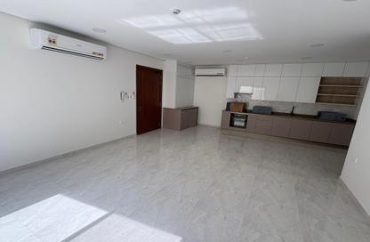 Apartment - 3 Bedrooms - 2 Bathrooms for rent in Bu Ghazal - Manama - Capital Governorate