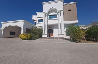 Villa - 4 Bedrooms - 6 Bathrooms for rent in Bani Jamra - Northern Governorate