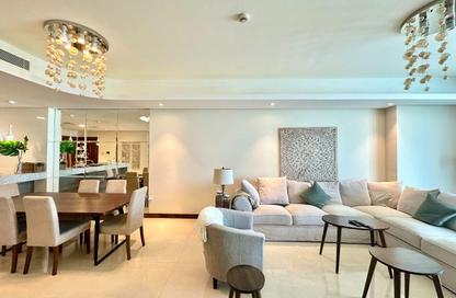 Apartment - 2 Bedrooms - 4 Bathrooms for rent in The Treasure - Dilmunia Island - Muharraq Governorate