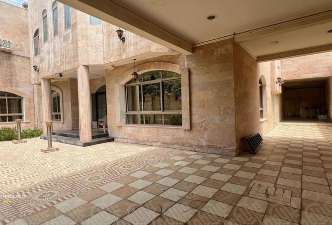 56182641 - Property Image 2