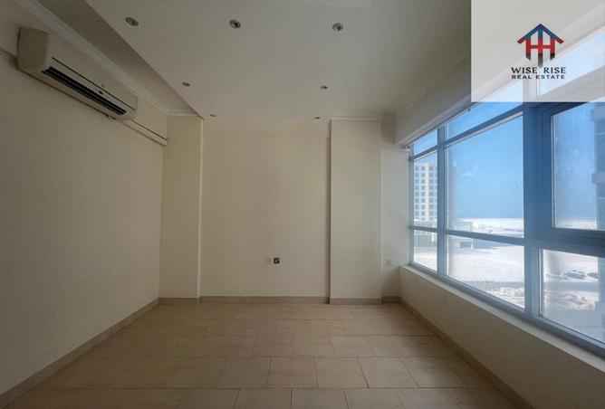 976856 - Property Image 2