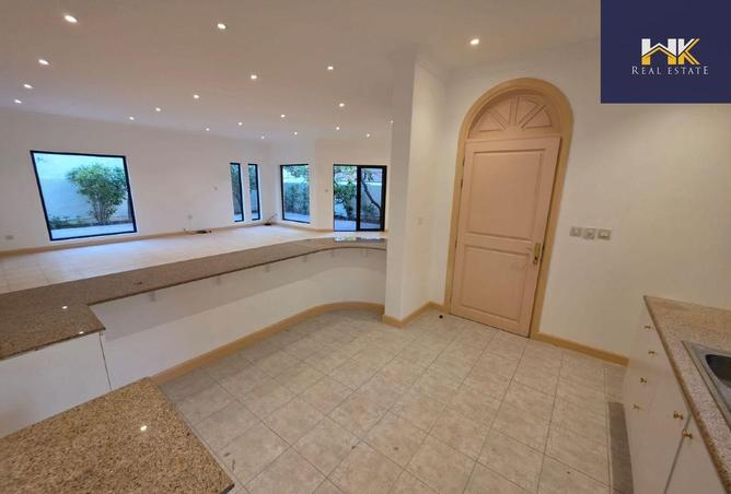 52169104 - Property Image 3