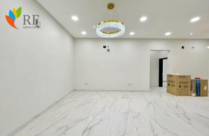Apartment - 2 Bedrooms - 2 Bathrooms for rent in Saar - Northern Governorate