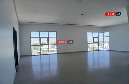 مكتب - استوديو - 1 حمام للايجار في مقابة - المحافظة الشمالية